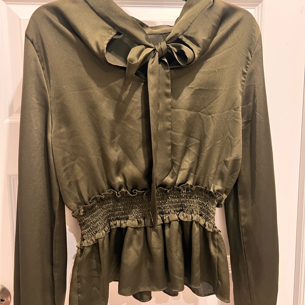 Women’s army green blouse. Ties in the back neck area